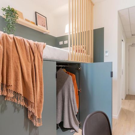Well-Located Campus Rooms Near City Park Milano Eksteriør billede