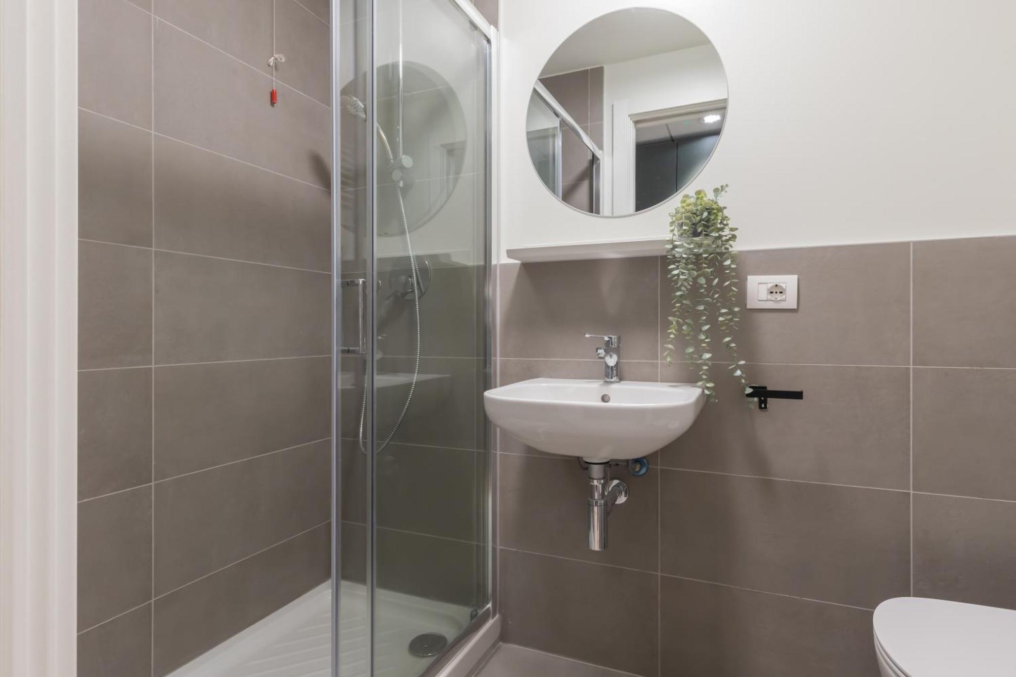 Well-Located Campus Rooms Near City Park Milano Eksteriør billede