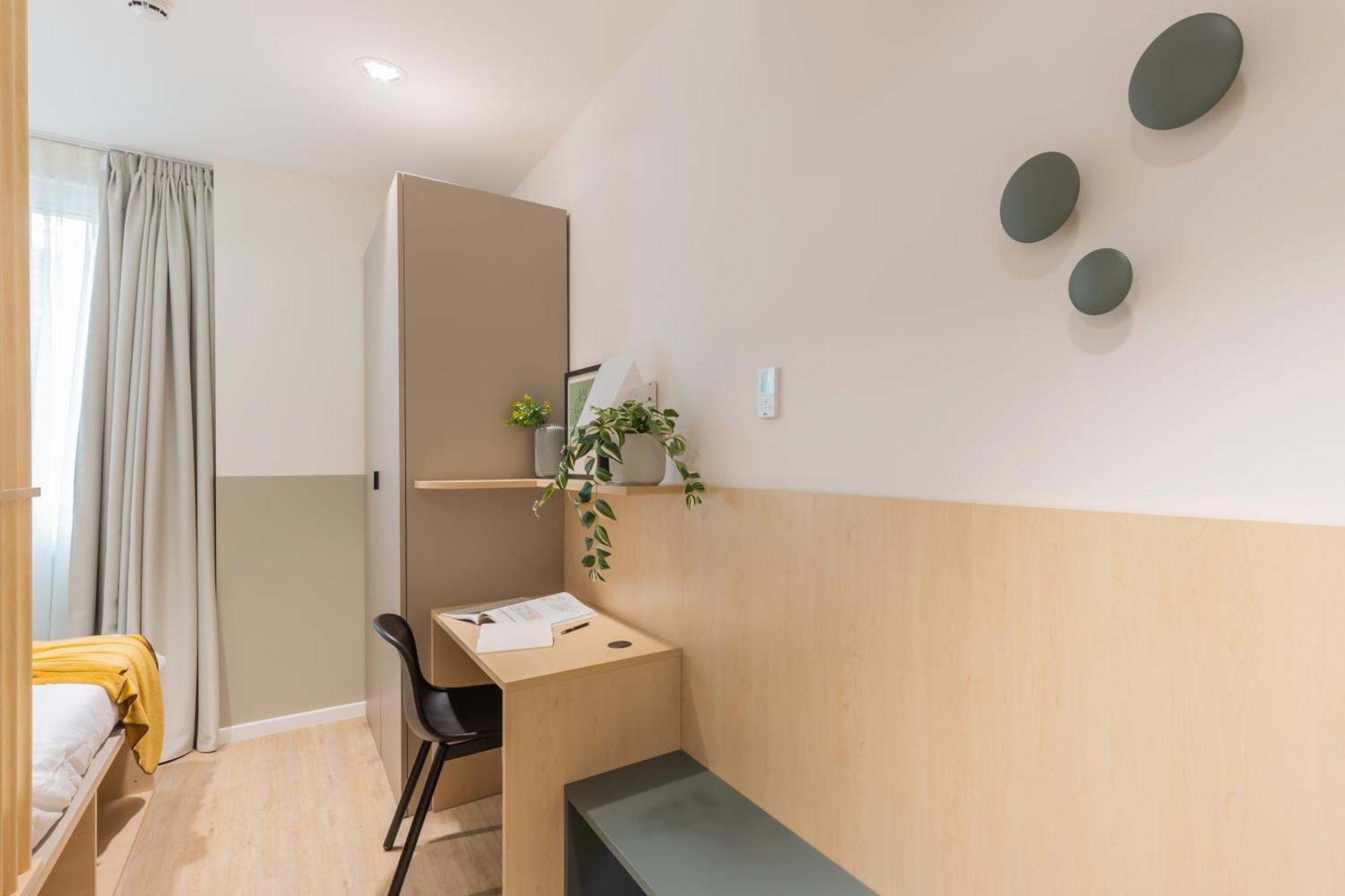 Well-Located Campus Rooms Near City Park Milano Eksteriør billede