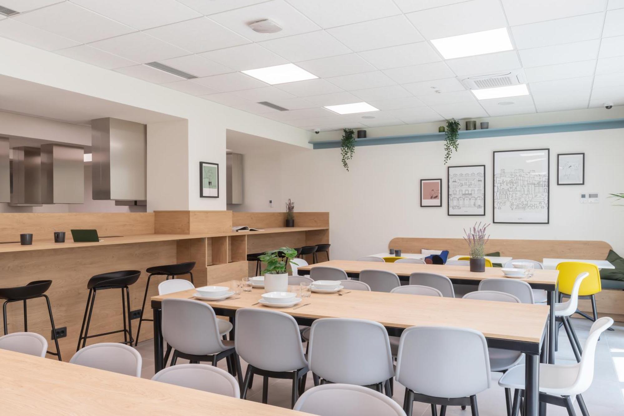 Well-Located Campus Rooms Near City Park Milano Eksteriør billede
