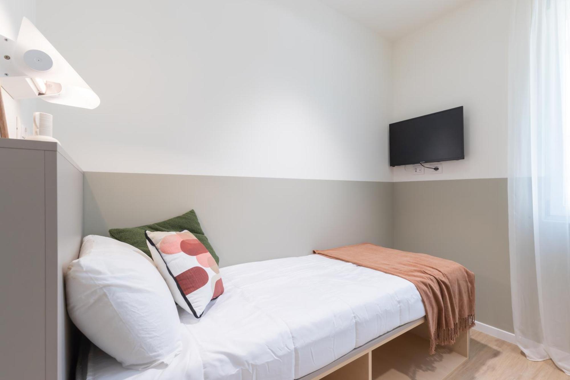 Well-Located Campus Rooms Near City Park Milano Eksteriør billede